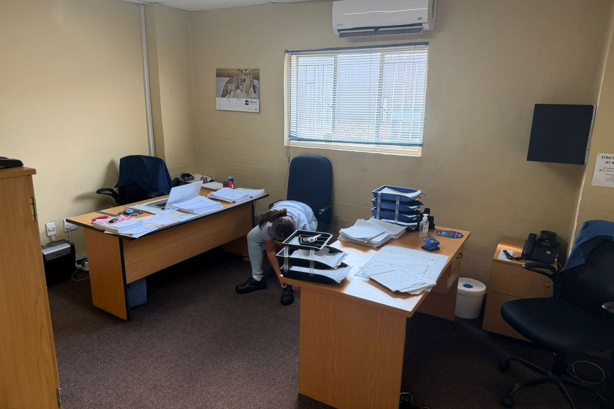 Prime Warehouse Opportunity in Rustenburg! - Photo 4