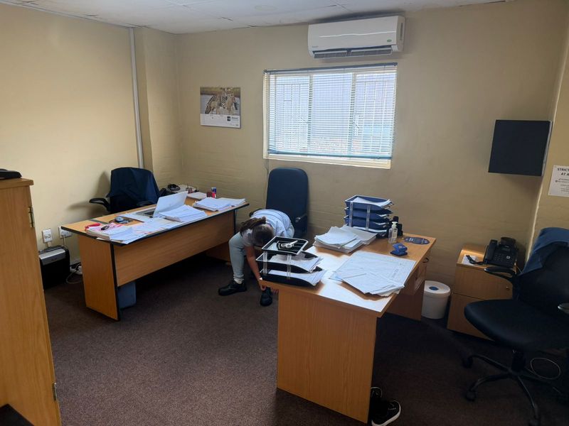 Prime Warehouse Opportunity in Rustenburg! - Photo 4