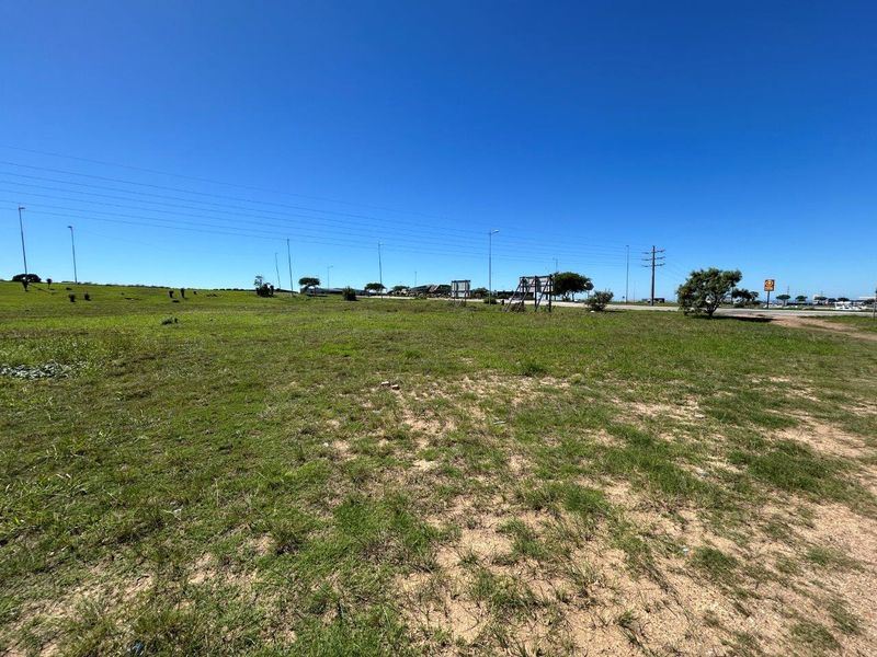 LOVELY LEVEL LARGE 4192 m2 COMMERCIAL STAND FOR SALE IN A GREAT LOCTION. - Photo 10