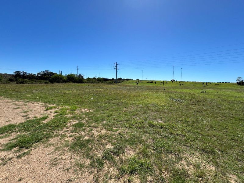 LOVELY LEVEL LARGE 4192 m2 COMMERCIAL STAND FOR SALE IN A GREAT LOCTION. - Photo 9