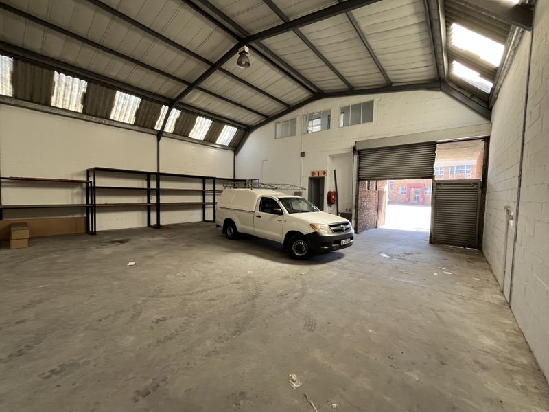 Versatile Warehouse in Drill Park – Prime Montague Gardens Location - Photo 4