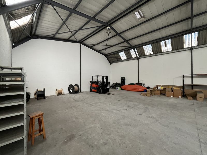Versatile Warehouse in Drill Park – Prime Montague Gardens Location - Photo 5