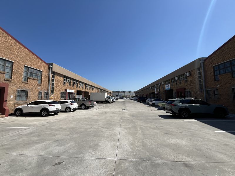 Secure Warehouse Unit in Bolt Park – Prime Montague Gardens - Photo 2