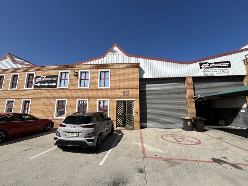 395 squares Warehouse in Killarney Gardens. - Photo 2