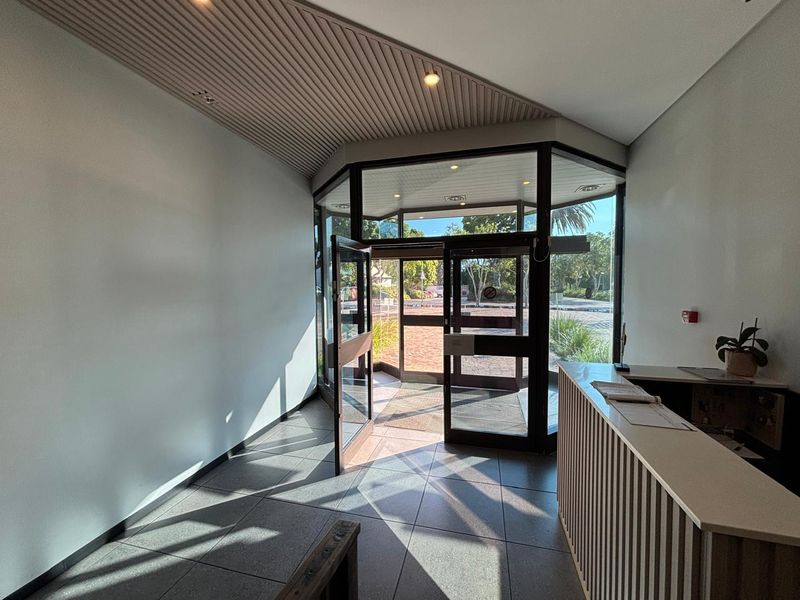 PARC DU CAP – PREMIUM OFFICE SPACE TO LET - Photo 3