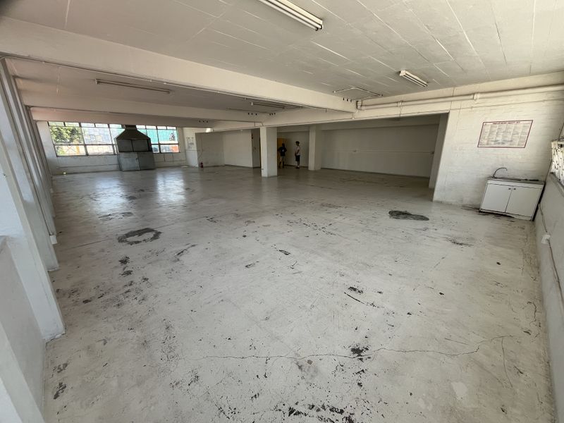 Bright Creative Space with Table Mountain View’s, Woodstock. - Photo 6