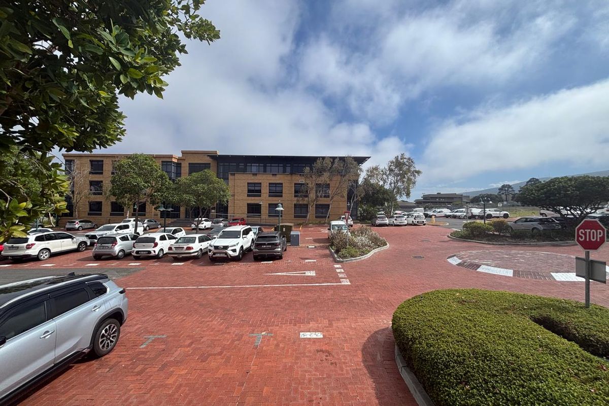 400 m2 Open-Plan Office To Let – Plattekloof Office Park - Photo 2