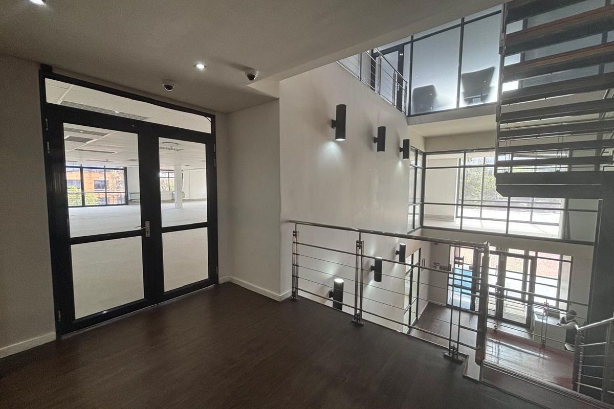 400 m2 Open-Plan Office To Let – Plattekloof Office Park - Photo 3
