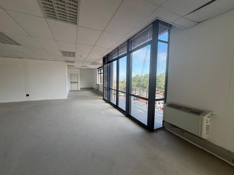 400 m2 Open-Plan Office To Let – Plattekloof Office Park - Photo 10