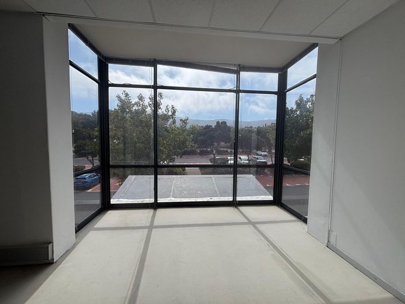 400 m2 Open-Plan Office To Let – Plattekloof Office Park - Photo 7
