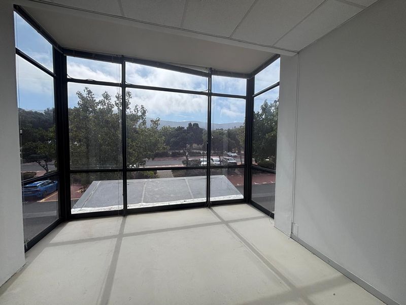 400 m2 Open-Plan Office To Let – Plattekloof Office Park - Photo 6