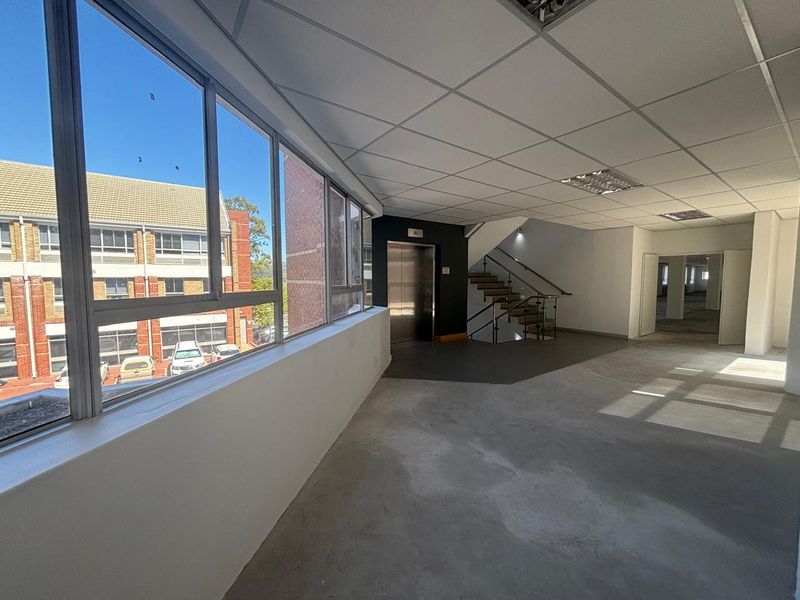 971 m2 Spacious Office To Let Opposite Tyger Valley - Photo 7