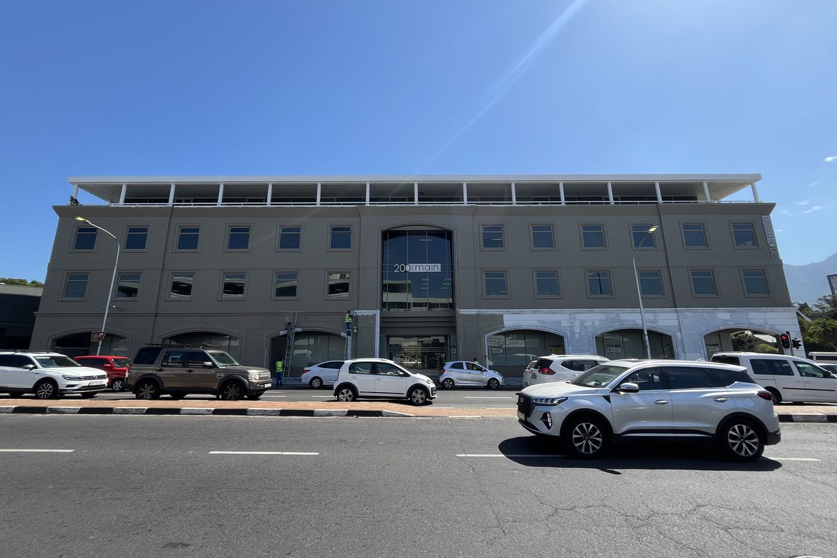 Premium 3rd Floor Office with Wrap-Around Balcony & Iconic Views. 200 On Main, Claremont. - Photo 2