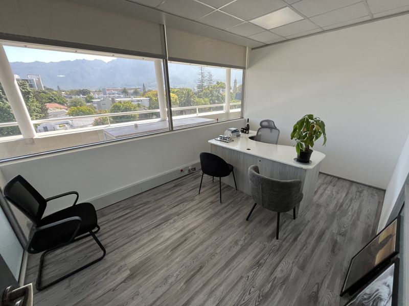 Premium 3rd Floor Office with Wrap-Around Balcony & Iconic Views. 200 On Main, Claremont. - Photo 9