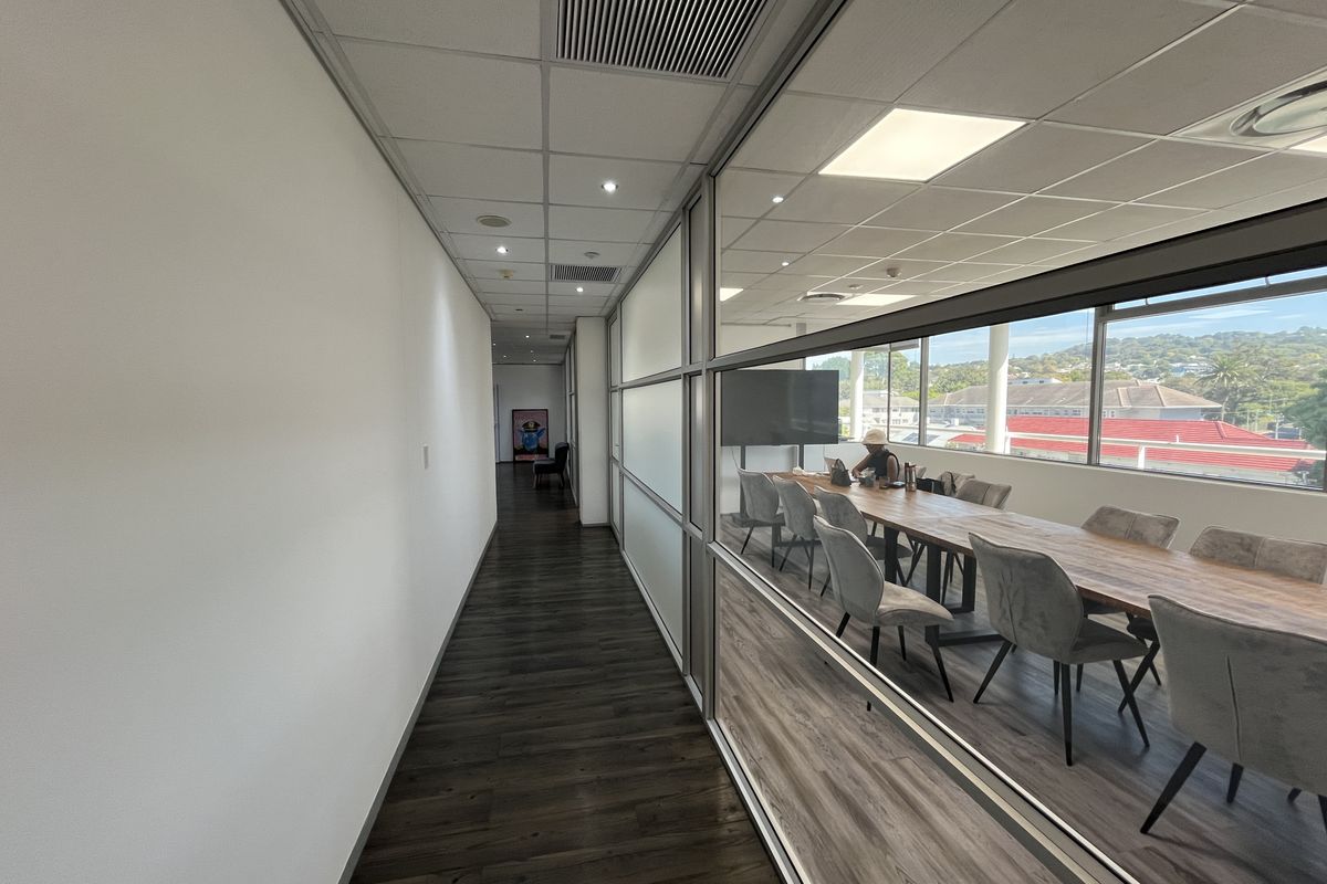 Premium 3rd Floor Office with Wrap-Around Balcony & Iconic Views. 200 On Main, Claremont. - Photo 5