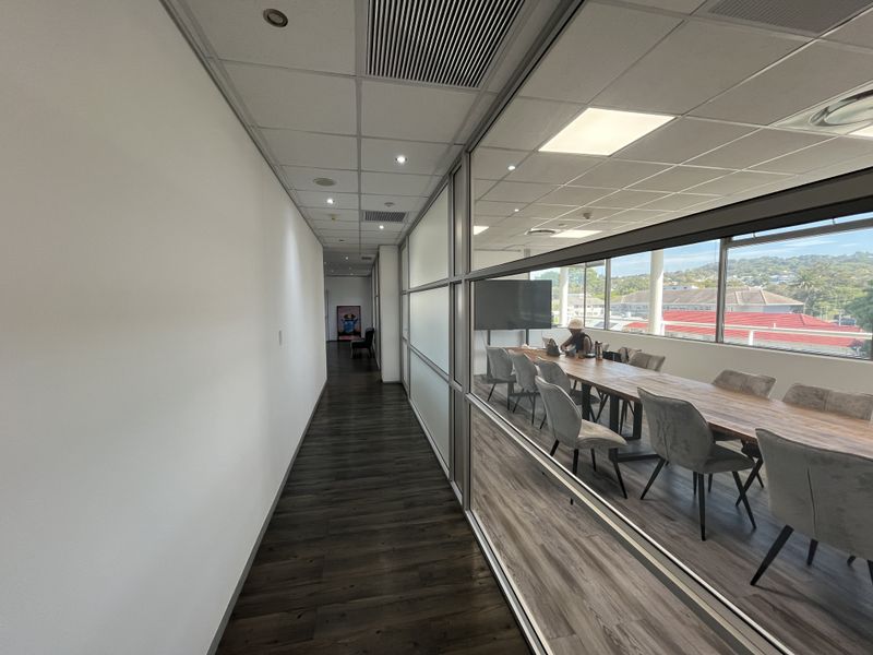 Premium 3rd Floor Office with Wrap-Around Balcony & Iconic Views. 200 On Main, Claremont. - Photo 5