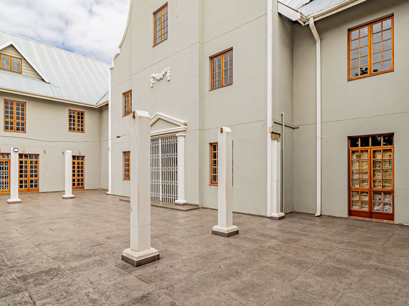 Freestanding Freehold Workspace To Let / For Sale. - Photo 10