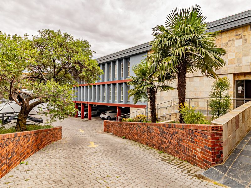 Freestanding Freehold Well Maintained Building For Sale / To Let. - Photo 3