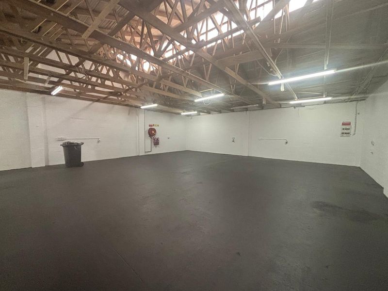 Factory Space to Let in Maitland | 164m2 - Photo 3