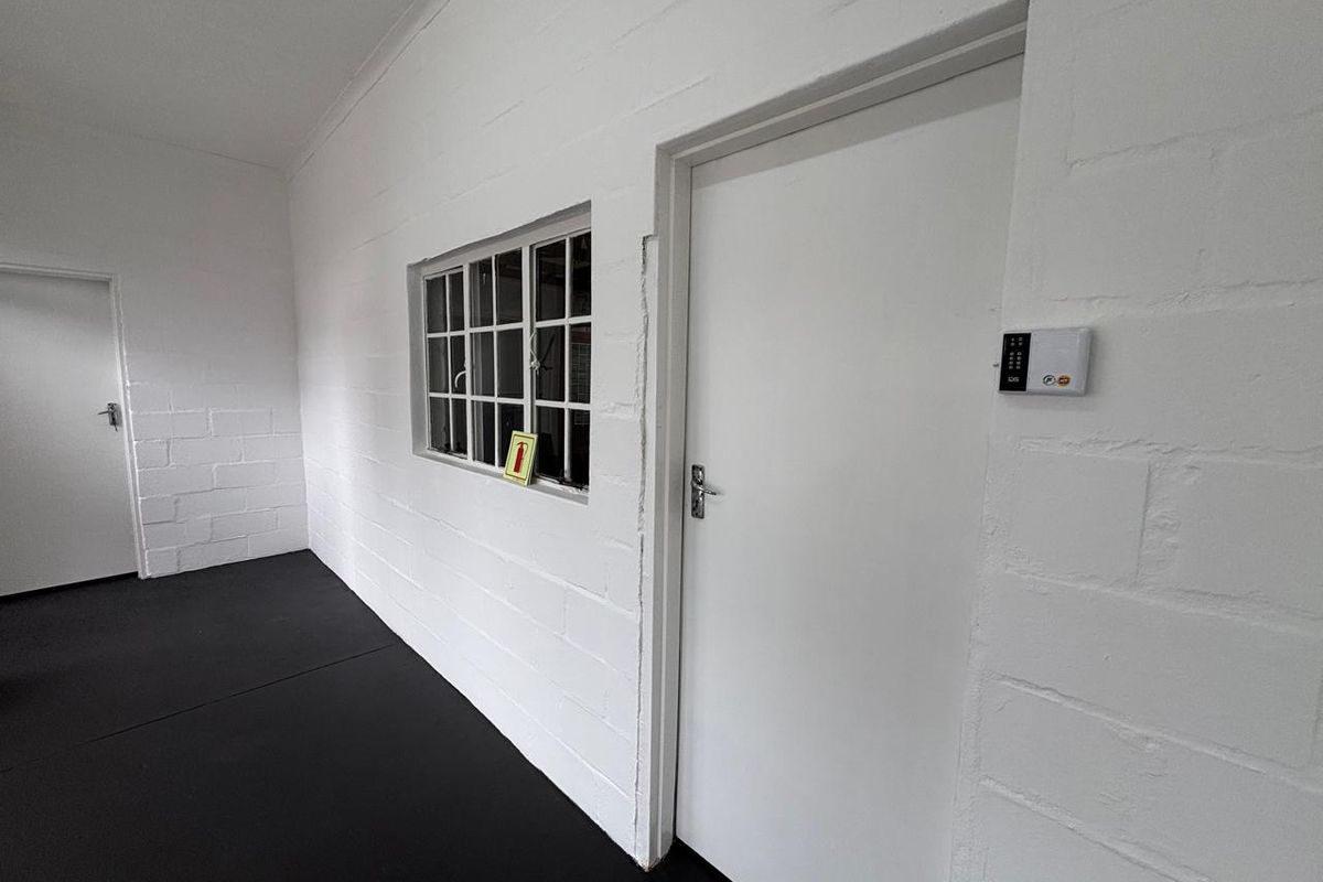 Factory Space to Let in Maitland | 155m2 - Photo 5