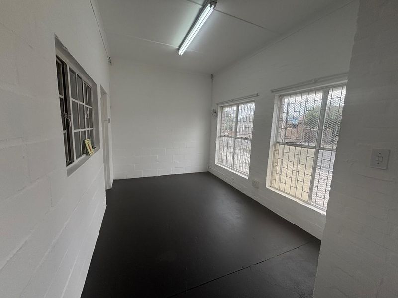 Factory Space to Let in Maitland | 155m2 - Photo 3