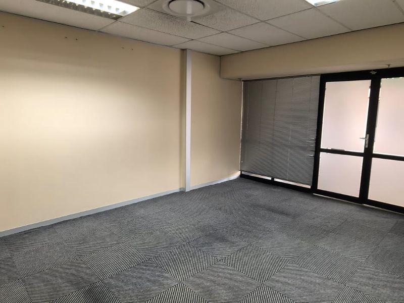 Prestigious Office Spaces for Rent in BO-dorp - Photo 5