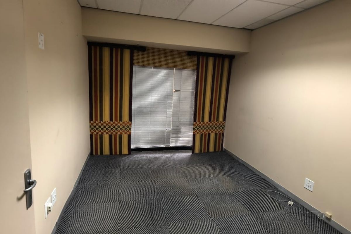 Prestigious Office Spaces for Rent in BO-dorp - Photo 3