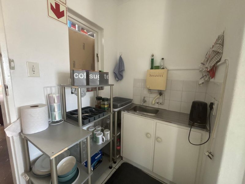 Well-Located Industrial Unit To Let – Ruco Park, Airport Industria - Photo 7