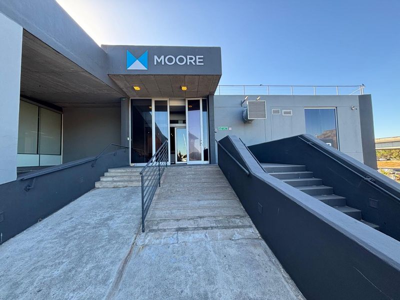 1,000m2 Office Space To Let – Northgate Business Park - Photo 2