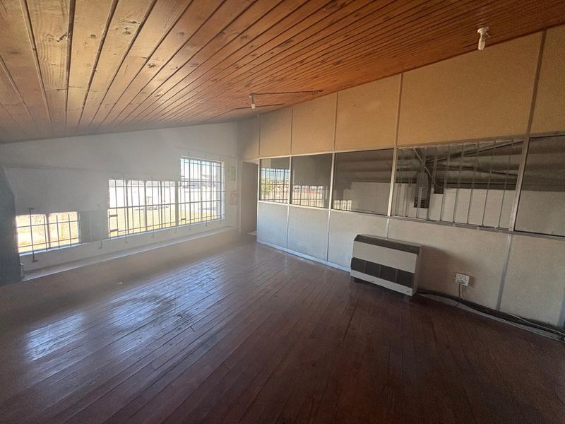 Secure Industrial Space To Let – Denval Industrial Park, Epping - Photo 10