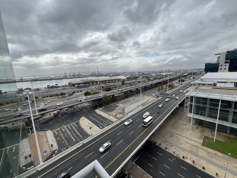 Full-Floor Corporate Office with Panoramic View. 10th Floor, Convention Tower, Foreshore - Photo 9