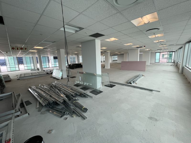 Full-Floor Corporate Office with Panoramic View. 10th Floor, Convention Tower, Foreshore - Photo 6