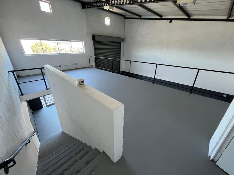 High-Exposure Warehouse & Showroom in Established Spearhead Business Park - Photo 9