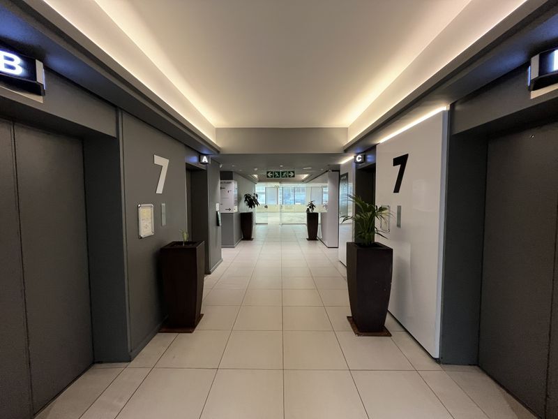 Iconic CBD Floorplate with Panoramic Views. White Box Opportunity at 2 Long Street - Photo 7