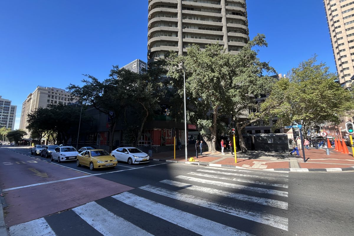 Iconic CBD Floorplate with Panoramic Views. White Box Opportunity at 2 Long Street - Photo 4