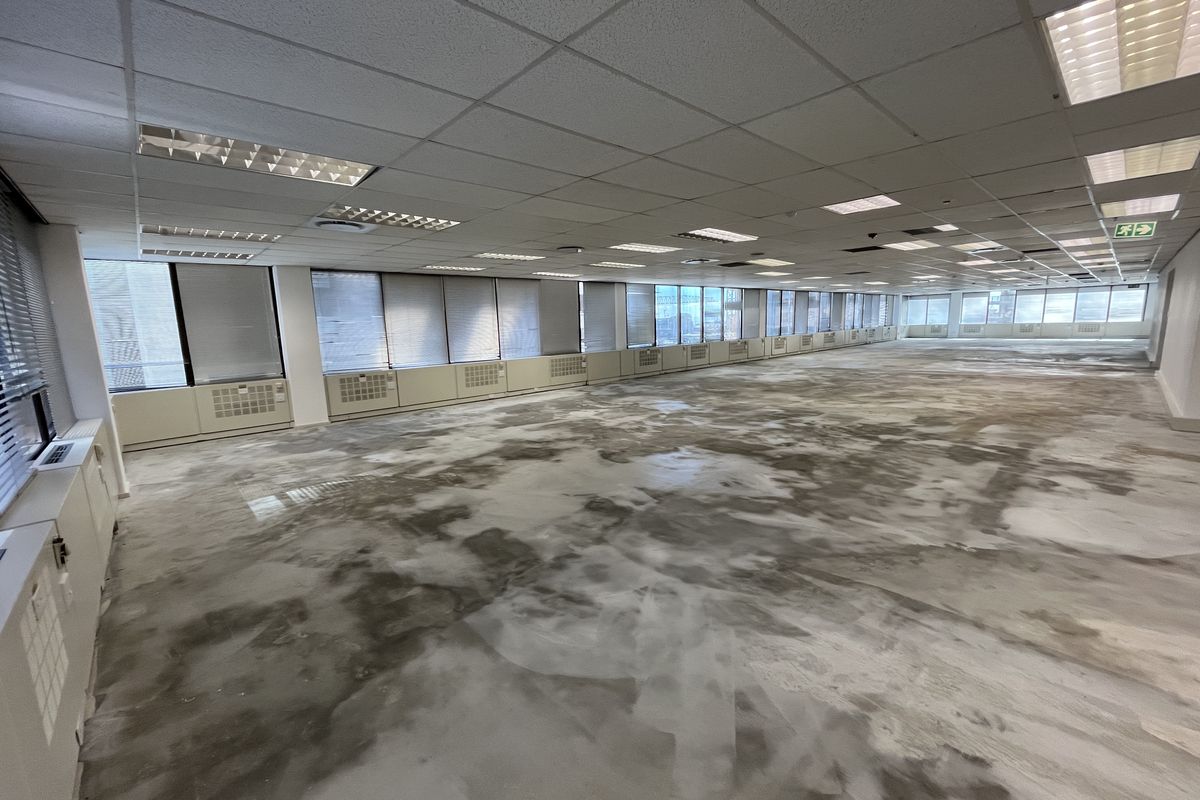 Iconic CBD Floorplate with Panoramic Views. White Box Opportunity at 2 Long Street - Photo 2