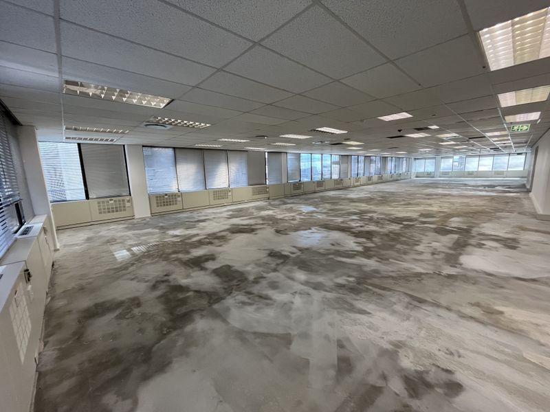 Iconic CBD Floorplate with Panoramic Views. White Box Opportunity at 2 Long Street - Photo 2