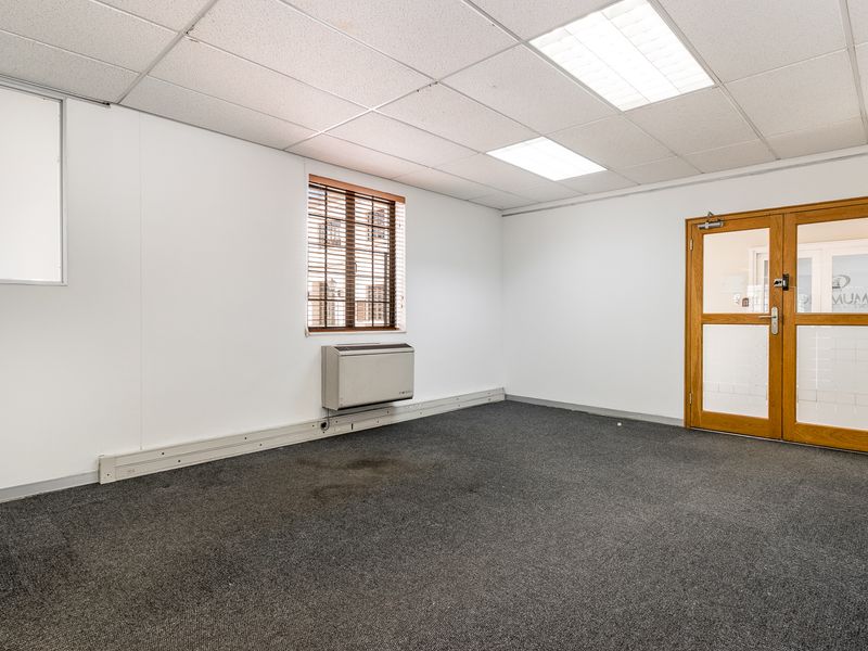 308m2 Premium Ground-Floor Office to Let | Tyger Valley Business District - Photo 6