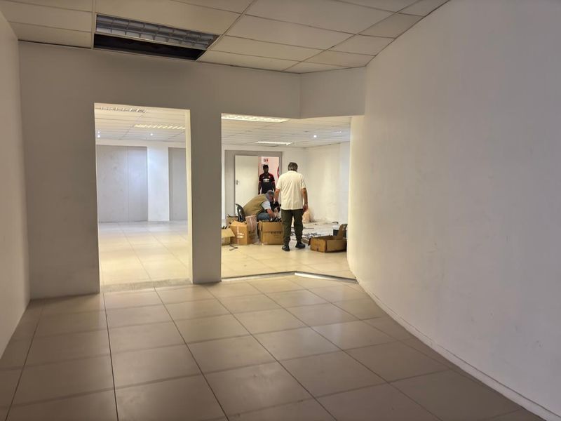 346m2 Prime Ground-Floor Retail / Commercial Space to Let | Tyger Valley, Bellville - Photo 5