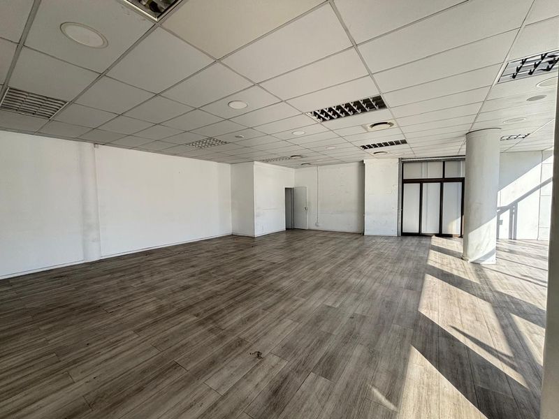 346m2 Prime Ground-Floor Retail / Commercial Space to Let | Tyger Valley, Bellville - Photo 10