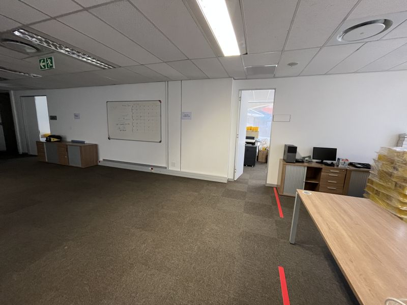 Prime Ground Floor Office with Great Exposure. 200 On Main, Claremont - Photo 8