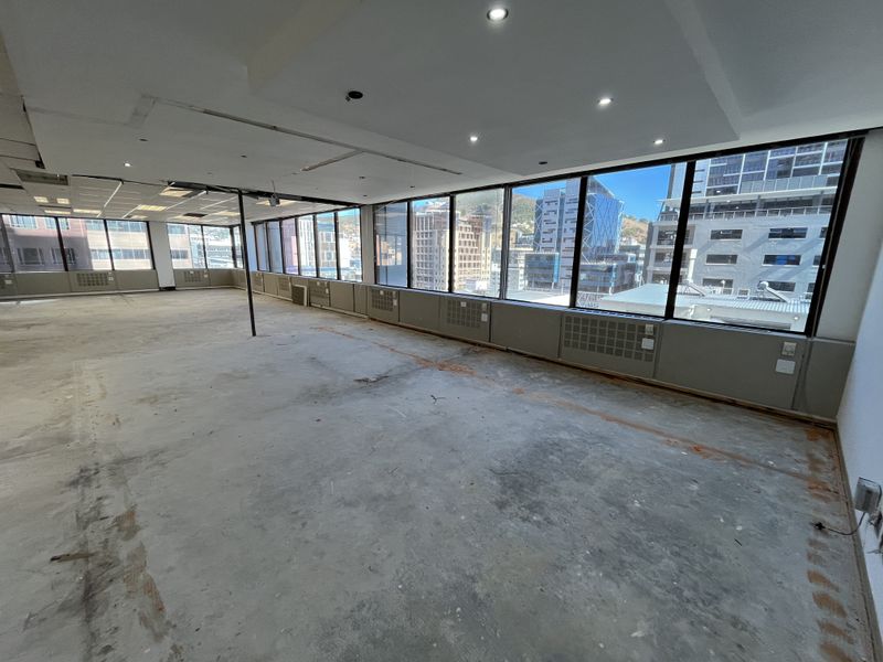 Panoramic Corner Office with Great Adaptability. 2 Long Street, Cape Town CBD - Photo 6