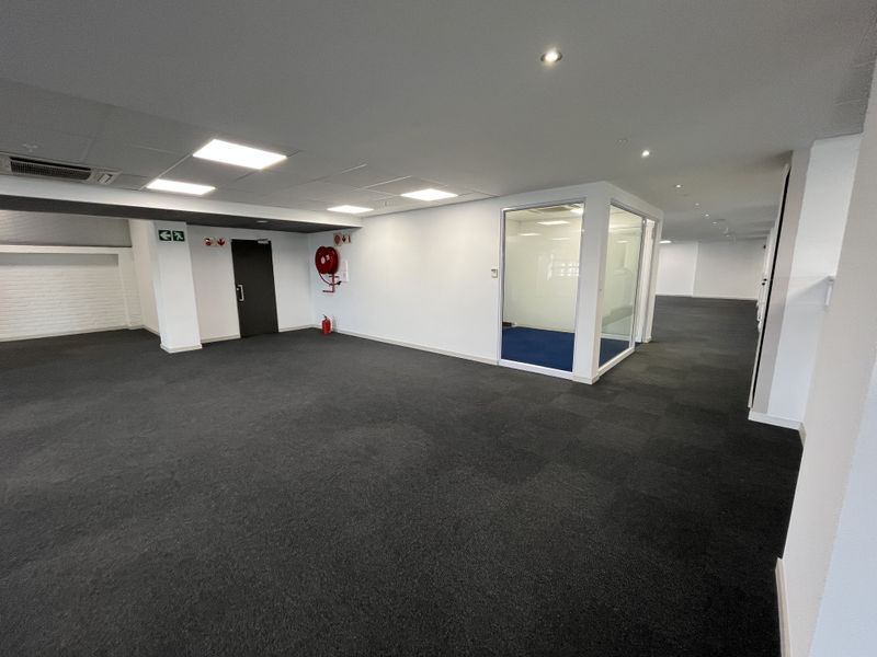 Expansive Upper Eastside Offices with Table Mountain View’s, Woodstock - Photo 6