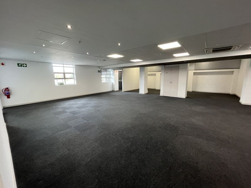 Expansive Upper Eastside Offices with Table Mountain View’s, Woodstock - Photo 8