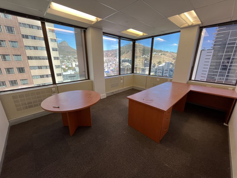 Wraparound 21st Floor Office with Panoramic CBD & Waterfront Views. 2 Long Street, Cape Town. - Photo 5