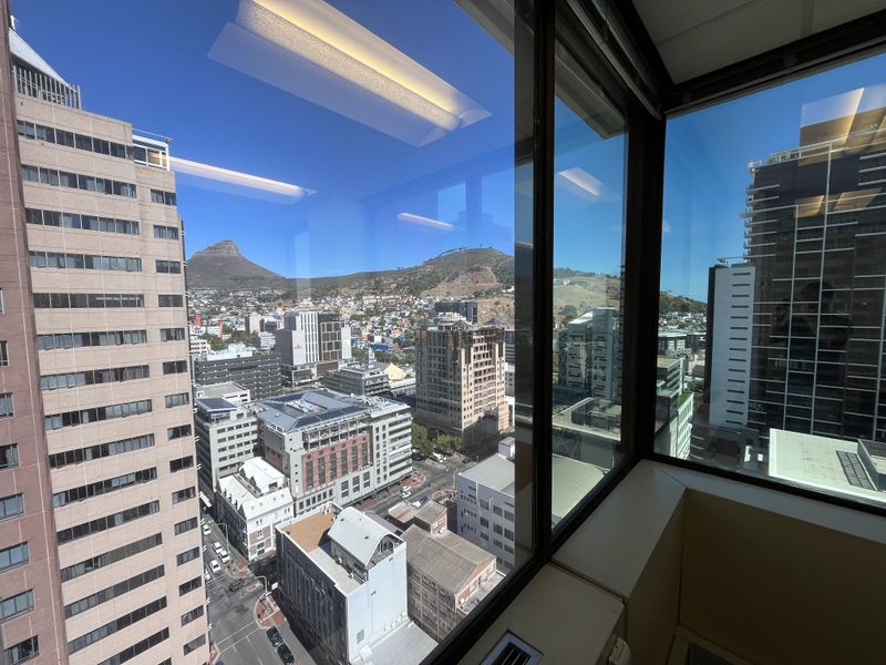 Wraparound 21st Floor Office with Panoramic CBD & Waterfront Views. 2 Long Street, Cape Town. - Photo 6