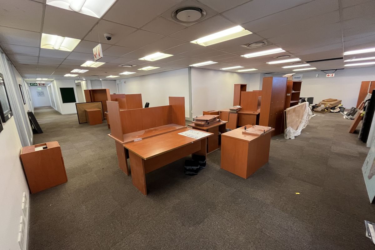 Wraparound 21st Floor Office with Panoramic CBD & Waterfront Views. 2 Long Street, Cape Town. - Photo 4