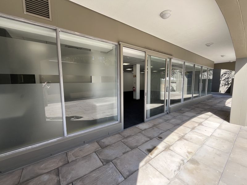 Ground Floor Office with Courtyard Access. 200 On Main, Claremont - Photo 2