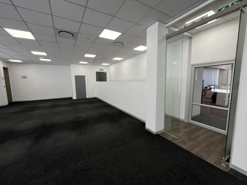 Ground Floor Office with Courtyard Access. 200 On Main, Claremont - Photo 9