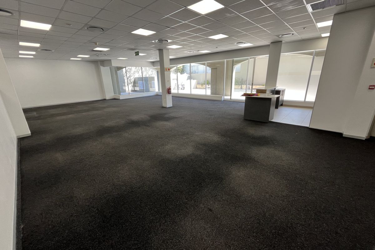 Ground Floor Office with Courtyard Access. 200 On Main, Claremont - Photo 4